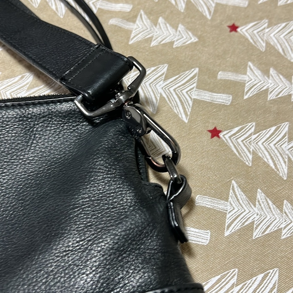 Margot Mickey Double Zip Versatile Hobo crossbody in Black Leather - Picture 7 of 15